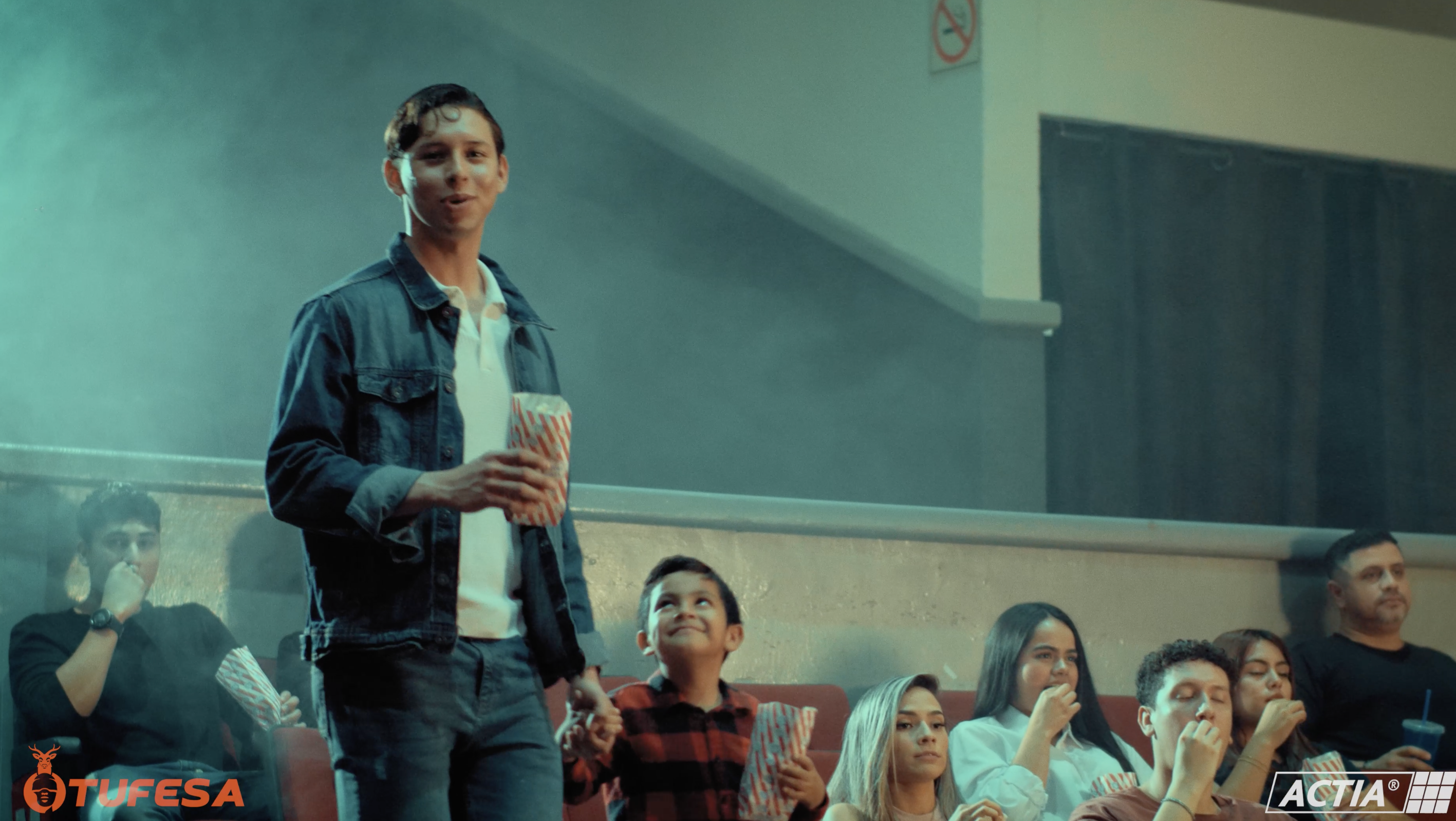 Cajemense triunfa en certamen nacional de modelaje